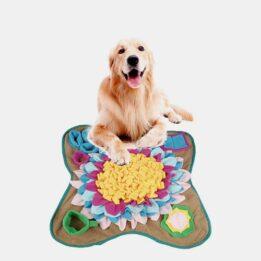 Newest Design Puzzle Relieve Stress Slow Food Smell Training Blanket Nose Pad Silicone Pet Feeding Mat 06-1271 Dog Bag & Mat 06-1271