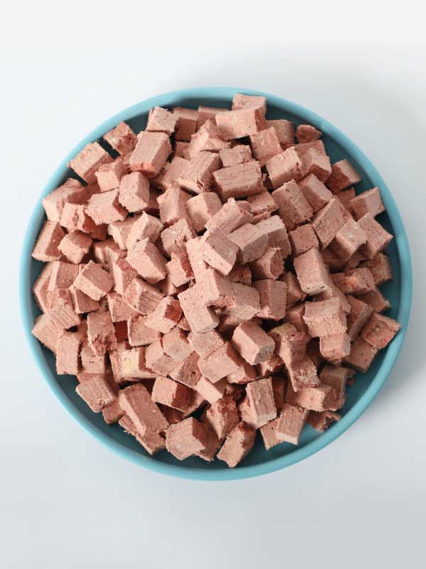 Freeze-dried Chicken And Cranberries Pet Products Factory, OEM Manufacturer, Supplier, Agent www.petproduct.com.cn Freeze-dried Chicken And Cranberries